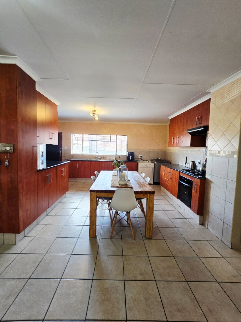 3 Bedroom Property for Sale in Songloed North West